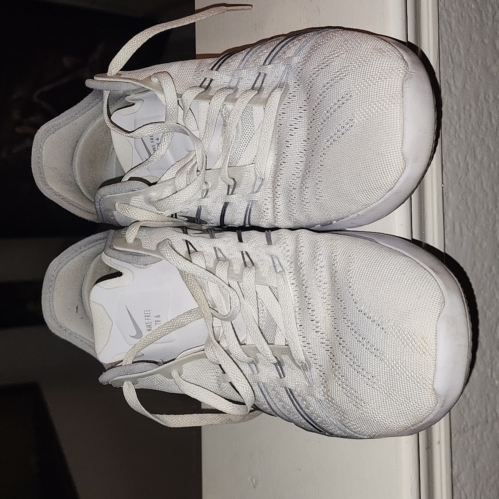 Nike Free TR 6